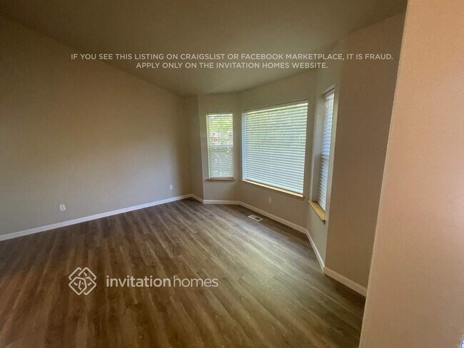 Foto del edificio - 18520 96th Ave E