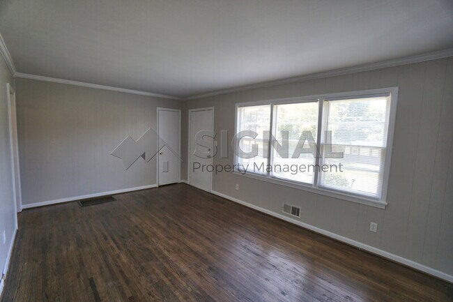 Building Photo - 2529 6th St NE