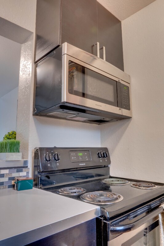 Foto del edificio - 3707 Murray Ct