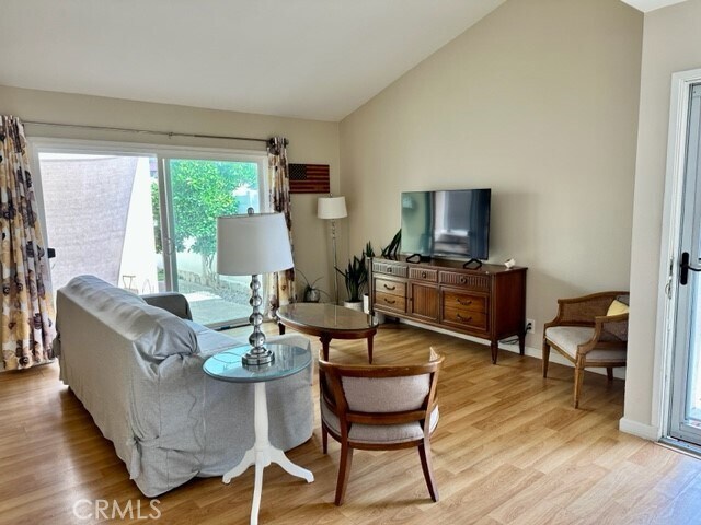 Foto del edificio - 25302 Vía Viejo St