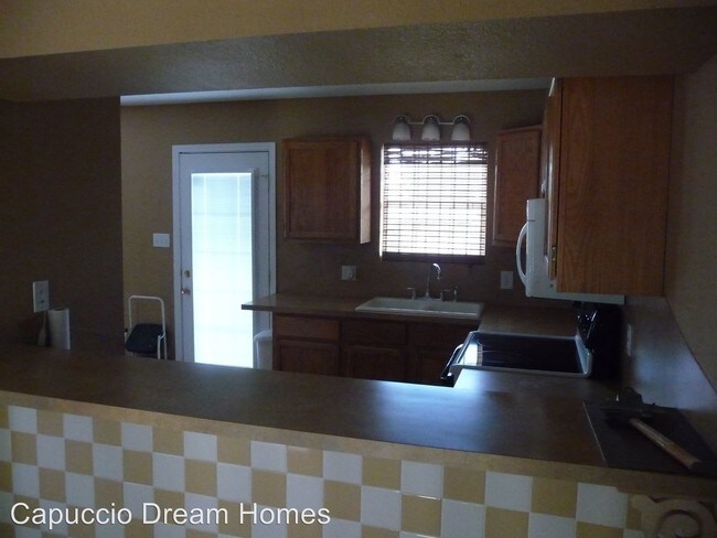 Foto del edificio - 5315 NW Elm Ave