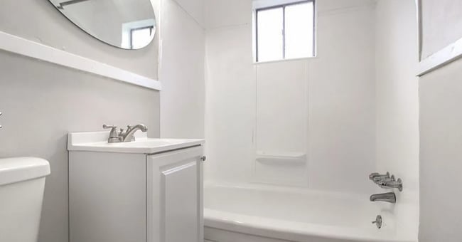 Photo - 14918 Milverton Rd Apartment