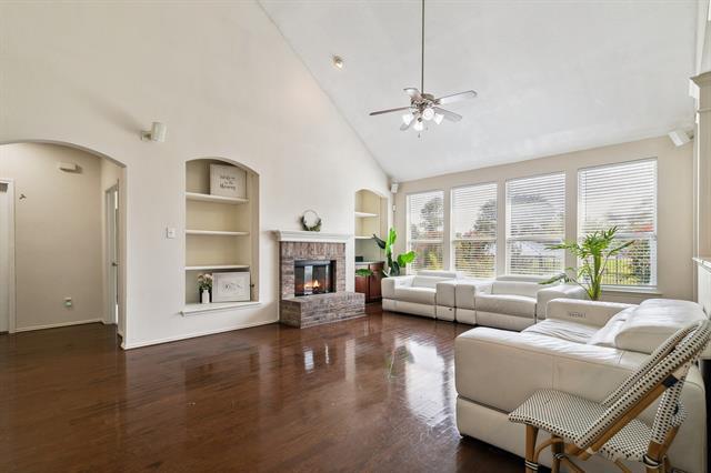 Foto del edificio - 10543 Highland Ridge Rd