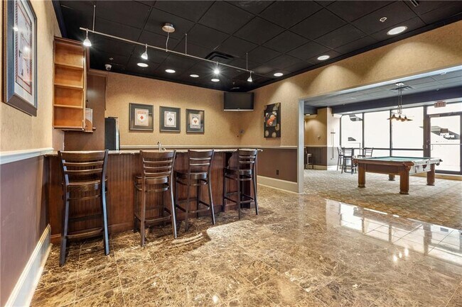Foto del edificio - 1280 W Peachtree St NW