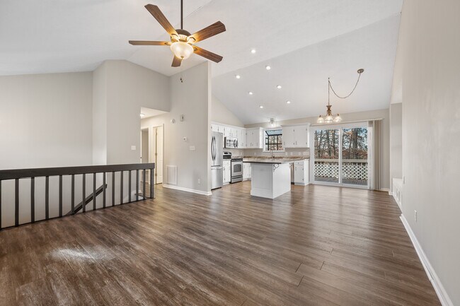 Foto del edificio - 117 Settlement Dr