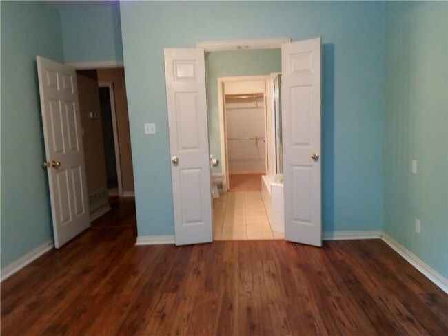 Building Photo - 3841 Waterford Way