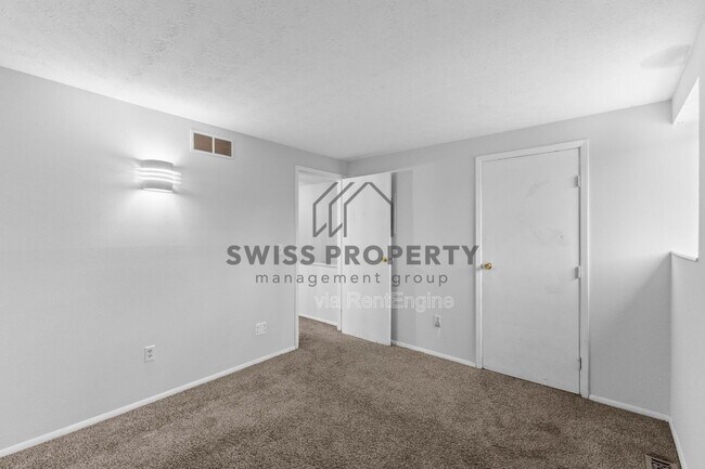 Foto del edificio - 5 King Arthur Ct