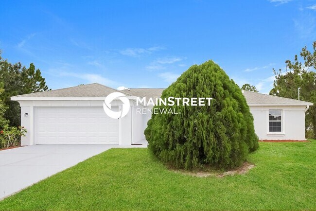 Foto del edificio - 3 Bedroom Pet-Friendly Home in LEHIGH ACRE...
