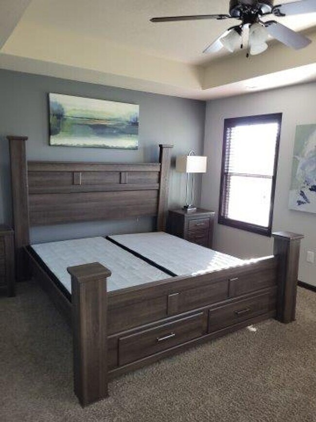 Foto del edificio - End unit Townhome in the Heart of West Des...