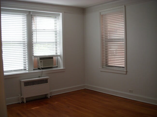Bedroom - 1 Broad Pky