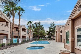 Building Photo - 8101 W Flamingo Rd
