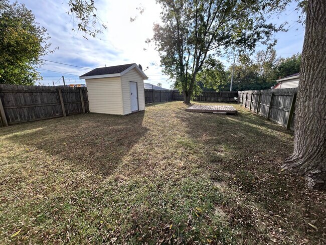 Foto del edificio - 205 Ohio Ave W