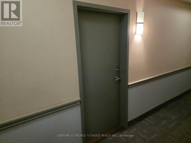 Building Photo - 3075 Thomas St