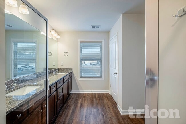 Building Photo - 399 Trickum Hill Dr