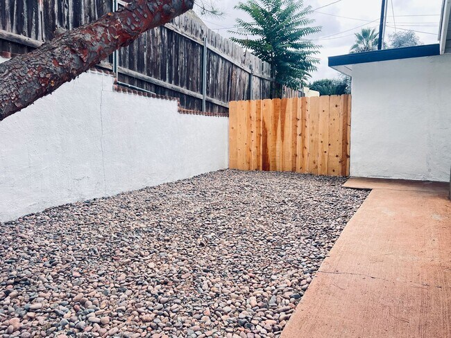 Building Photo - Escondido Historic Neighborhood Studio for...