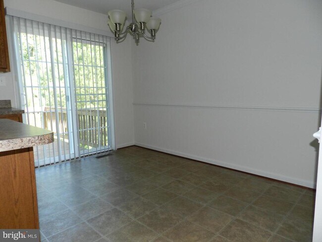 Foto del edificio - 23209 Westwood Ct