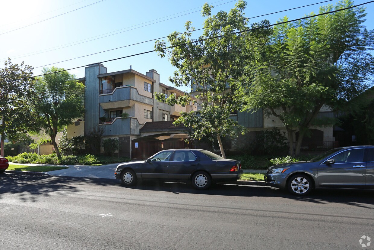 Building Photo - 1232 Orange Grove Ave
