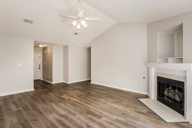 Foto del edificio - 1486 McAllen Cove
