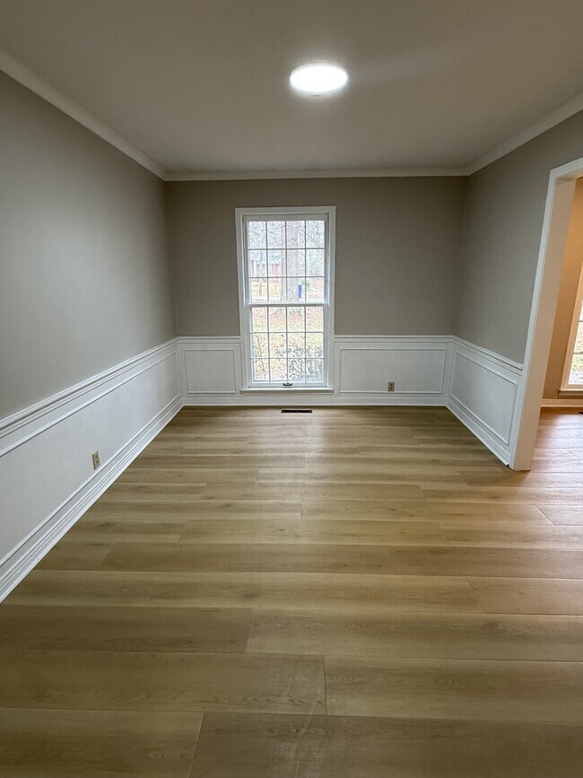 Foto del edificio - 565 Paris St