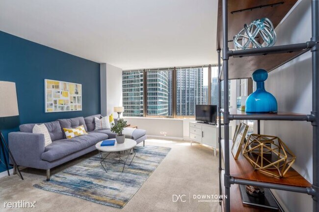 Building Photo - 1 br, 1 bath Condo - 243 E. Ontario St