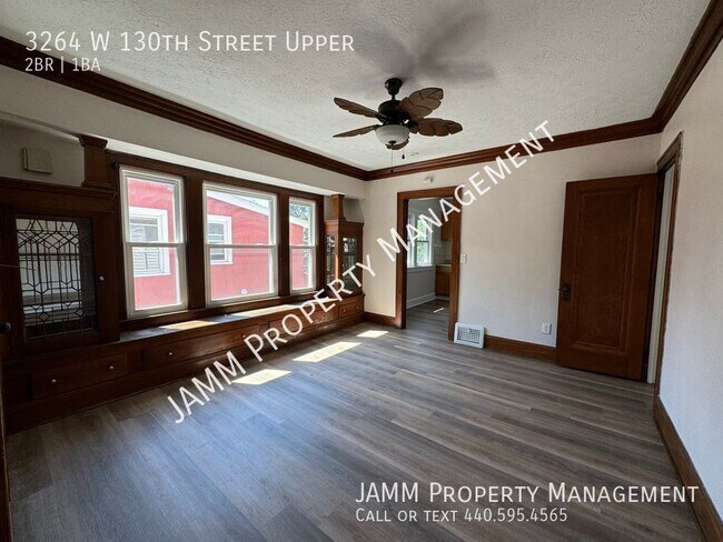 Foto del edificio - 2-Bedroom Duplex apartment in Cleveland!!