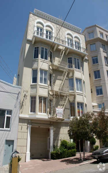 Building Photo - 1450 Green St