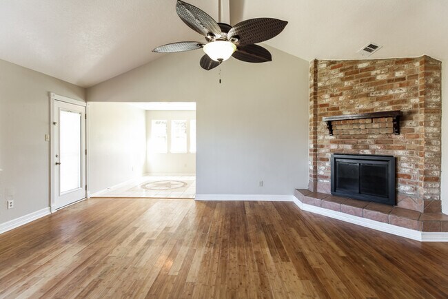 Foto del edificio - 20302 Fox Haven Ln