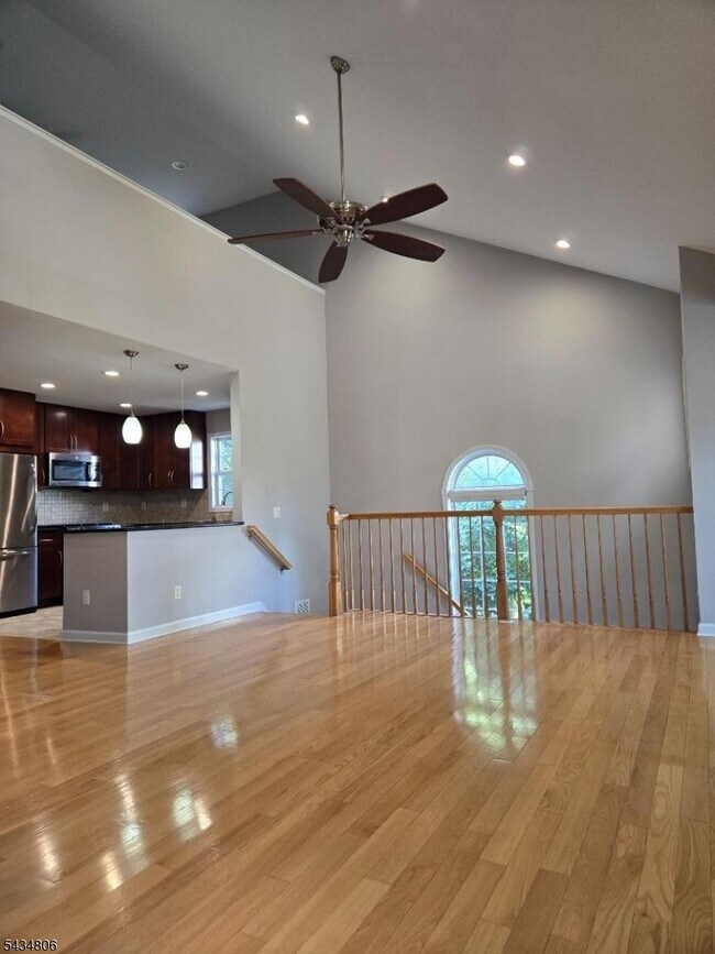 Building Photo - 313 Winthrop Dr