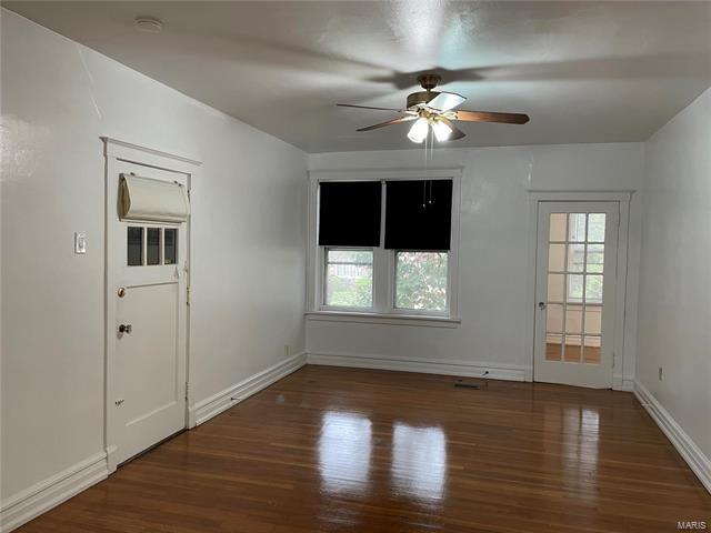 Foto del edificio - 5147 Waterman Blvd