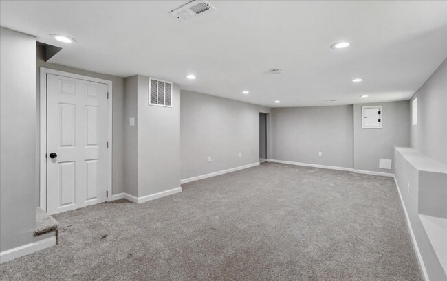 Foto del edificio - 5623 Wayne Ave