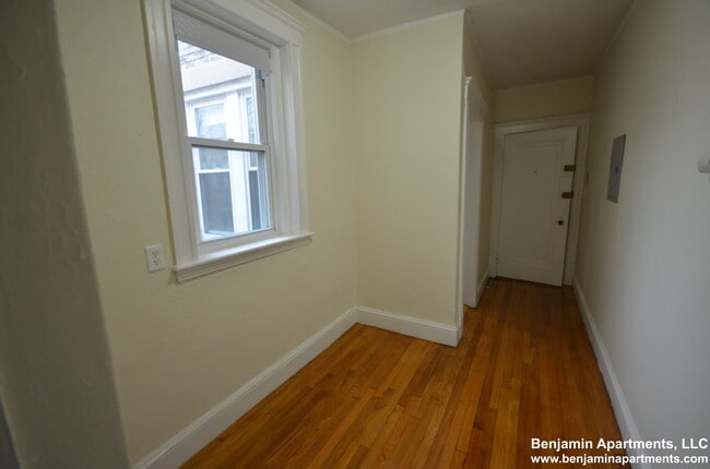 Building Photo - 1125 Boylston St