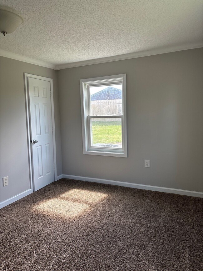 Foto del edificio - 159 Ervin Ln