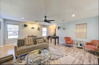 Building Photo - 13131 Dawn Hollow Ln