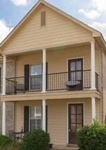 Building Photo - 702 Southpointe Commons Loop