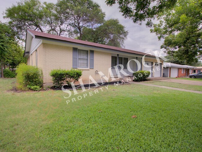 Foto del edificio - 3 bedroom home in Waco!
