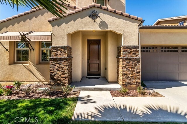 Building Photo - 28629 Farrier Dr