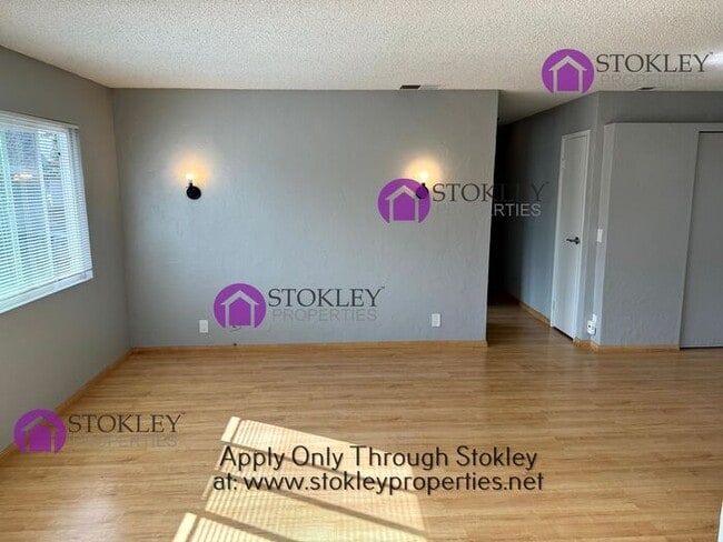 Building Photo - Stokley Properties Presents 1053 Mohr Lane...