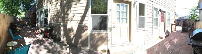 afuera - 1832 Spruce St