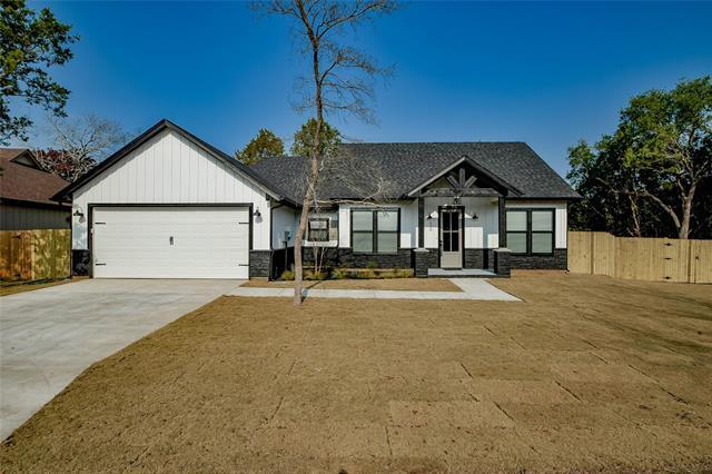 Primary Photo - 828 Corral Dr