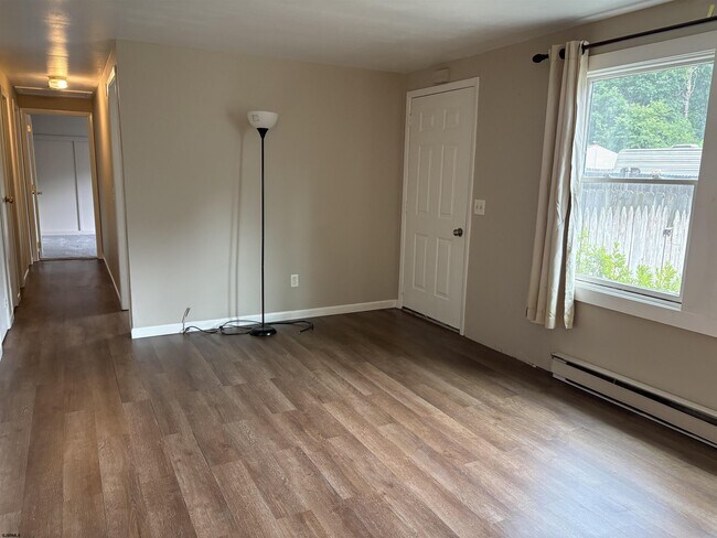 Foto del edificio - 409 Spruce Ave