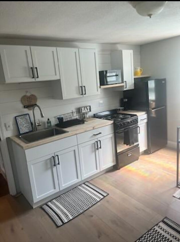 81 MacArthur Blvd Unit 2, South Kingstown, RI 02879 Apartments in South Kingstown, RI