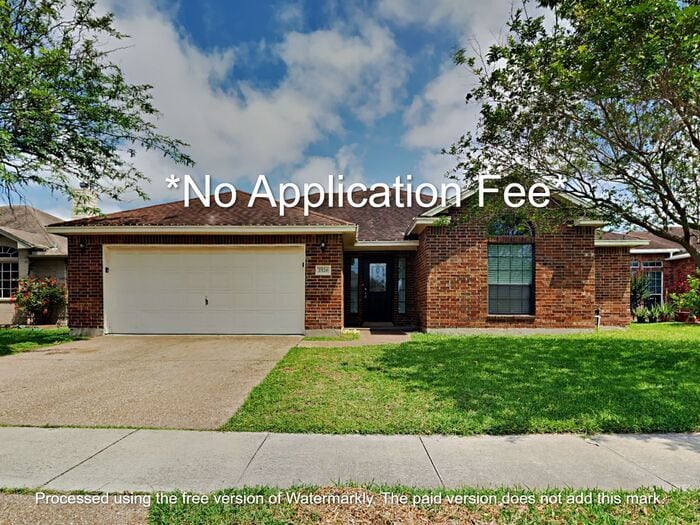 Primary Photo - No Application Fees*
