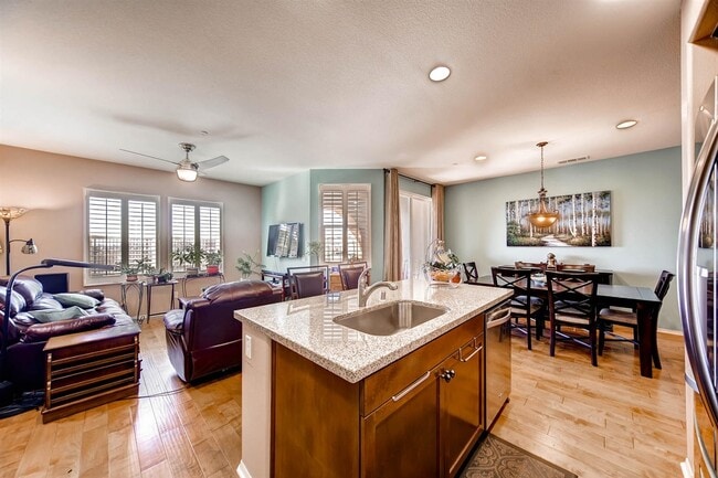 Building Photo - 252 Candera Ln