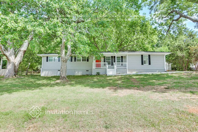 Building Photo - 6115 Marilla St