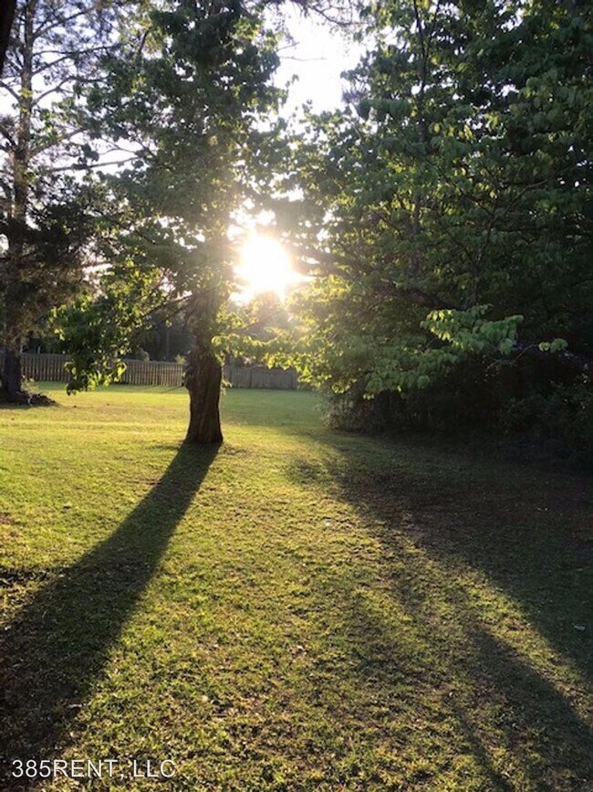 Building Photo - 1974 Millworks Way