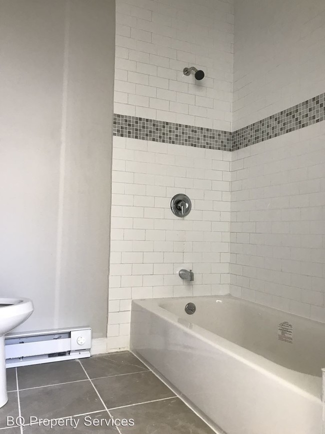 Foto del edificio - 302 N 9th St