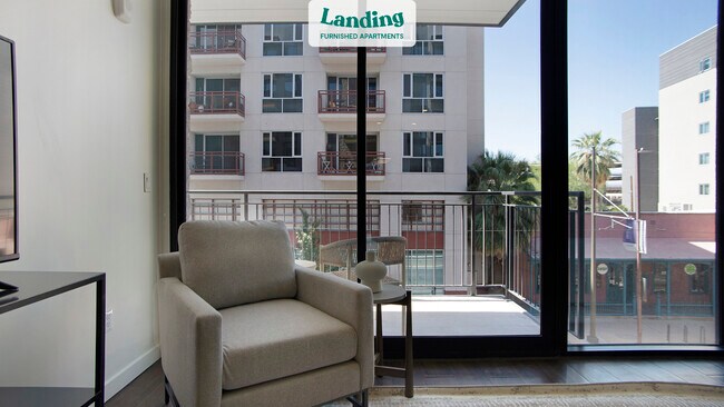 Foto del edificio - 20 S Stone Ave