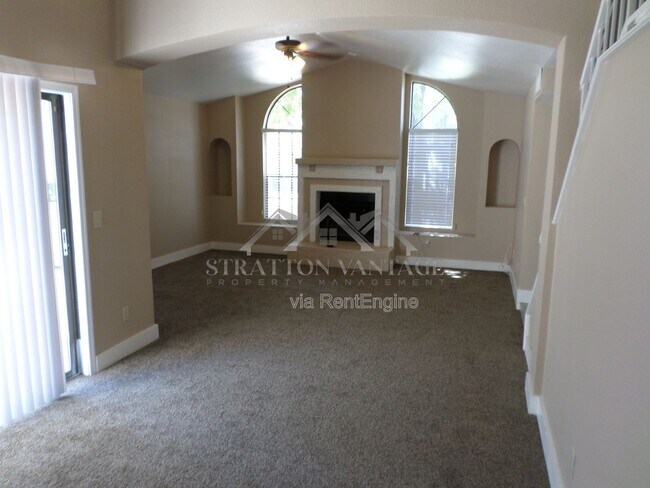 Foto del edificio - 1814 E Oak Harbor Dr