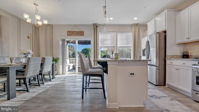 Foto del edificio - 7748 Venice Ln