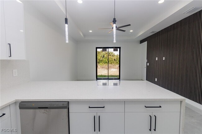 Foto del edificio - 849 Duplex St E